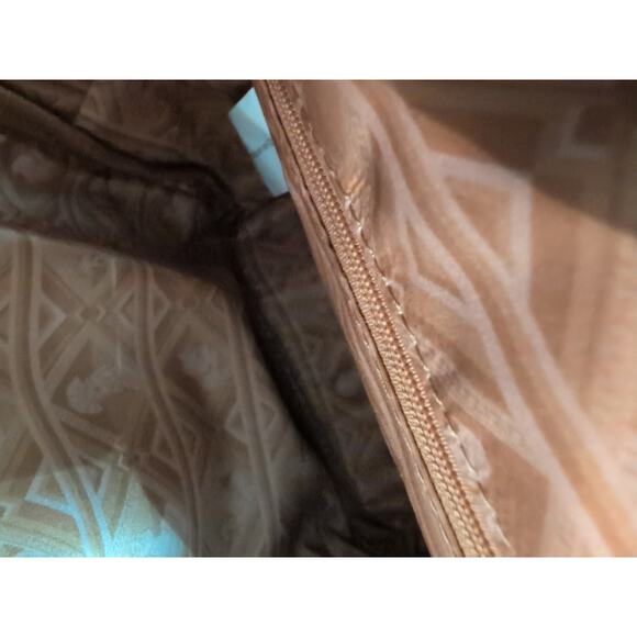 Kuzcotopia Disney loungefly NWT backpack side and inner Pockets Rare! - Picture 5 of 9